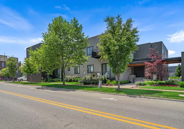 110-central-ave-104-holland-mi-49423/hzid_8d1081b5