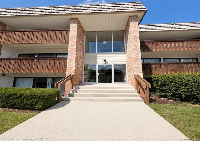 1325-s-maple-rd-301-annarborcity-washtenaw-mi-48103/hzid_8e505140