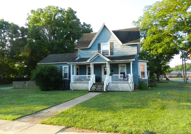 115-w-cass-st-bangor-mi-49013/hzid_b19e4b46