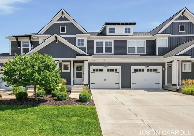 8924-barrington-ln-40-jenison-mi-49428/hzid_56b9f048