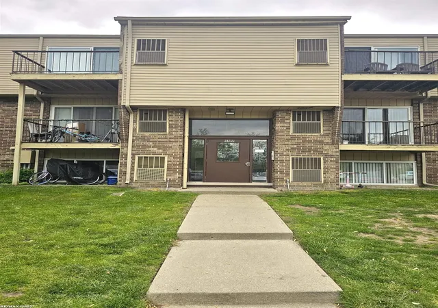 38255-fairway-ct-clinton-township-mi-48038/hzid_3ae6db7f