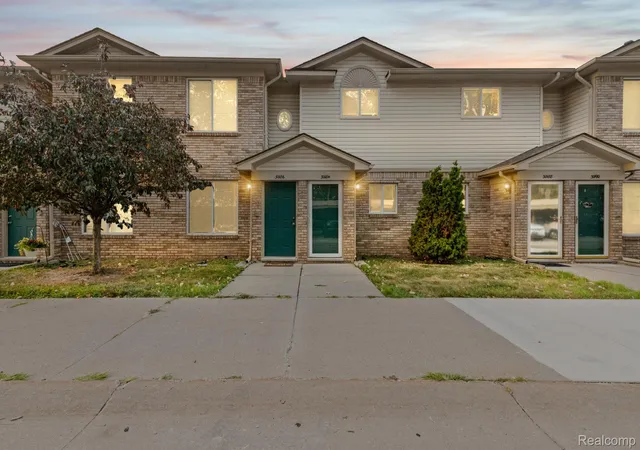 30184-wedgewood-cir-roseville-mi-48066/hzid_a9a074f4