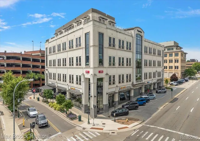 34901-woodward-ave-5th-floor-birminghamcity-oakland-mi-48009/hzid_499e6336