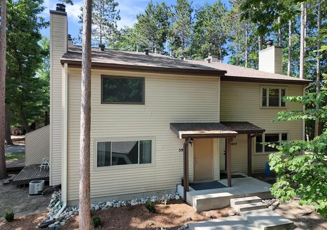 3955-emily-ln-traverse-city-mi-49686/hzid_e4c97aaf