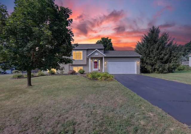 2850-bark-ct-17-solontownship-kent-mi-49319/hzid_1944f7c1