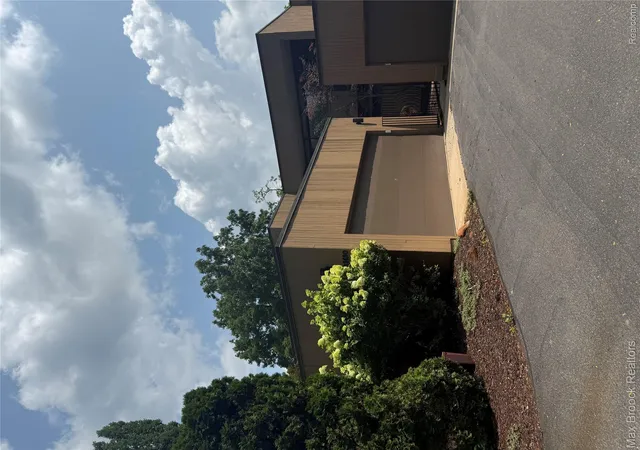 32690-ravine-dr-franklin-mi-48025/hzid_9e80eefa