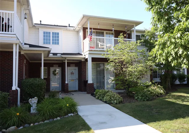 14554-moravian-manor-cir-76-sterlingheightscity-macomb-mi-48312/hzid_567361c5