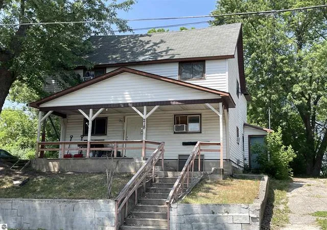 218-cottage-st-cadillac-mi-49601/hzid_d3a950cc