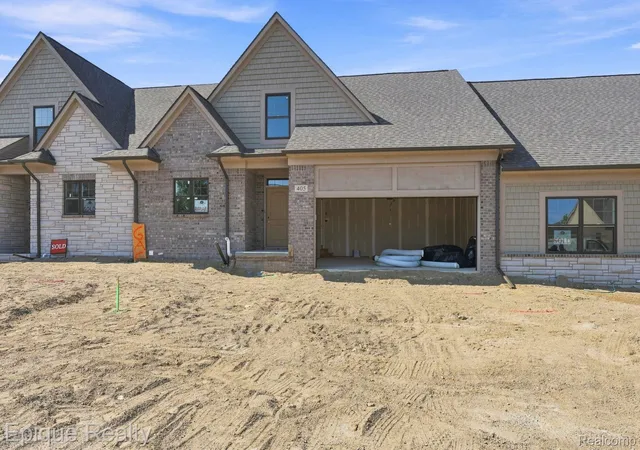 405-cornerstone-dr-66-oxford-mi-48371/hzid_8358dbec