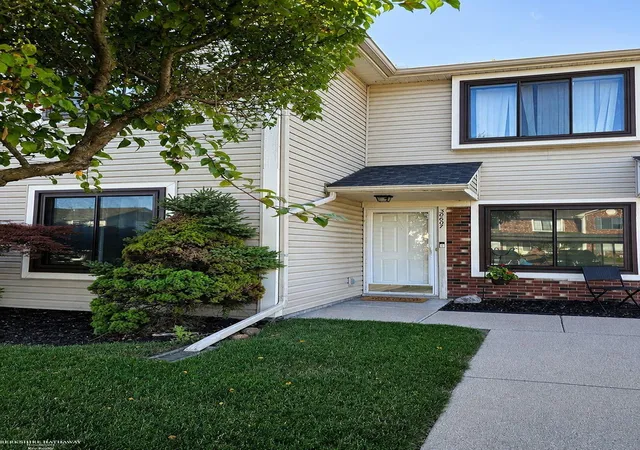 30607-hidden-pines-ln-roseville-mi-48066/hzid_8de095b5