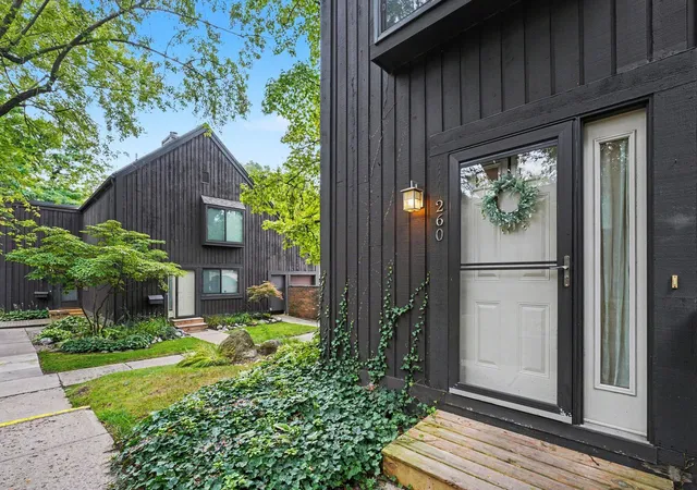 260-dunbarton-ct-kalamazoo-mi-49006/hzid_3ae0de66