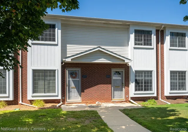 4949-crooks-rd-royal-oak-mi-48073/hzid_8254a2fe
