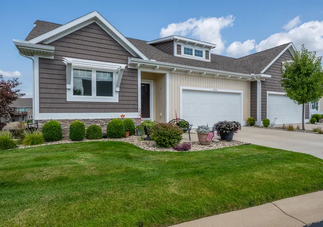 3934-bungalow-path-66-saint-joseph-mi-49085/hzid_6ae2cd00
