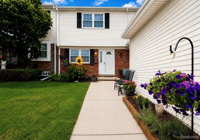 20248-longwood-ct-northville-mi-48167/hzid_d0fc15f8