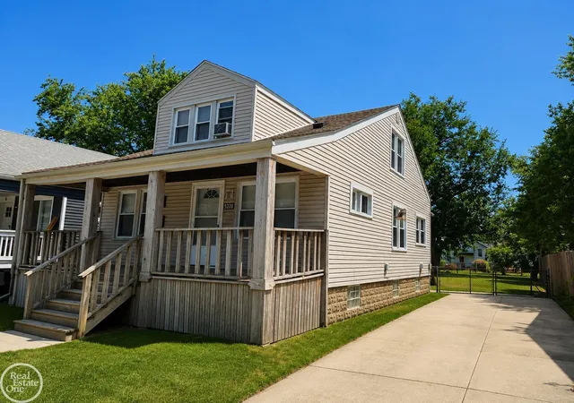 320-e-cambourne-st-ferndale-mi-48220/hzid_a0a0b082