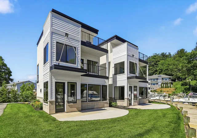 3-n-bailey-ave-2-south-haven-mi-49090/hzid_b8dfe1b7