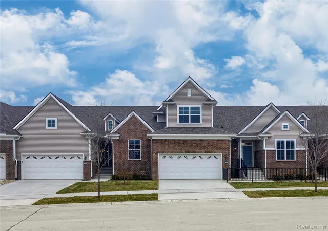 9909-crossview-trl-122-hartlandtownship-livingston-mi-48855/hzid_17e3f403