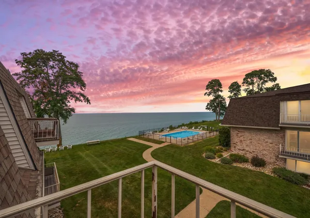 3622-lakeshore-dr-g12-saint-joseph-mi-49085/hzid_abd13c4f