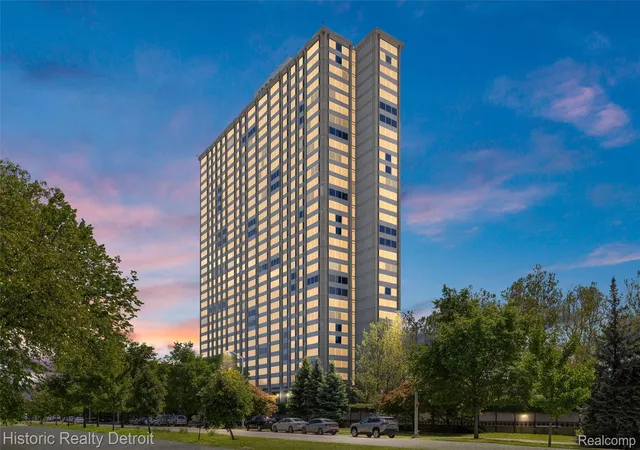 1300-e-lafayette-2102-detroit-mi-48207/hzid_d08b2aad