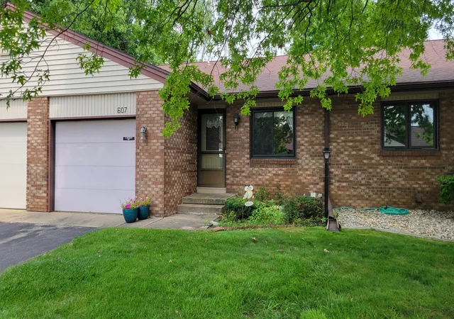 607-gardenview-dr-sw-131-byrontownship-kent-mi-49315/hzid_109ebca0