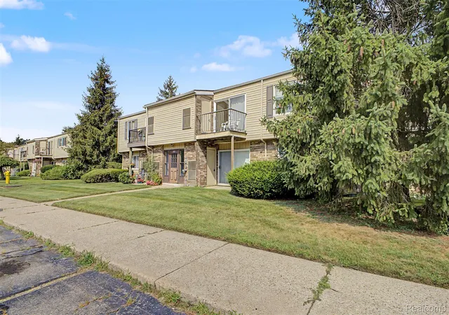 38220-fairway-ct-clinton-township-mi-48038/hzid_13bde9d9