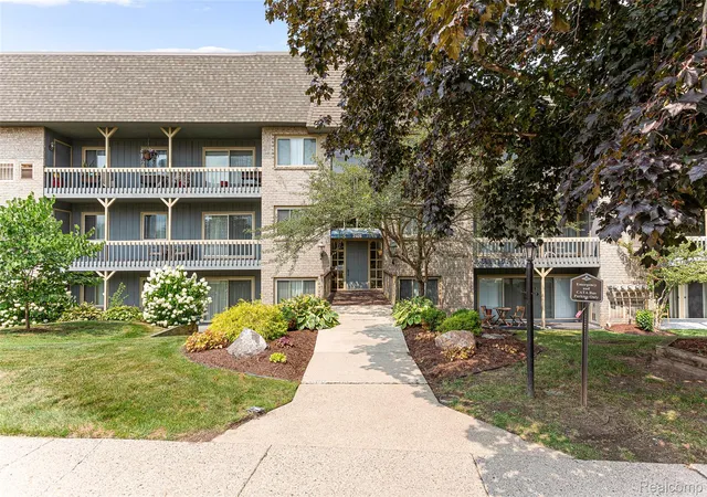 2926-mount-hope-rd-meridianchartertownship-ingham-mi-48864/hzid_b7a1d749