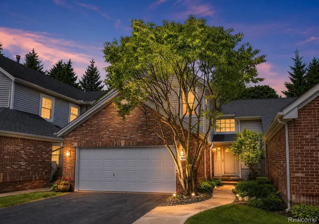 1168-fairways-blvd-troy-mi-48085/hzid_4e55d9f3