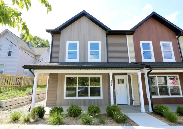 436-pleasant-st-sw-grand-rapids-mi-49503/hzid_5766f790