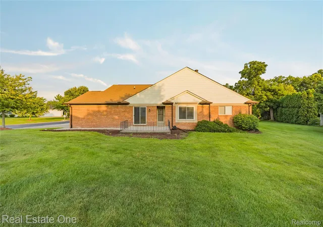 20640-palm-meadow-dr-clinton-township-mi-48036/hzid_0f2efc0e