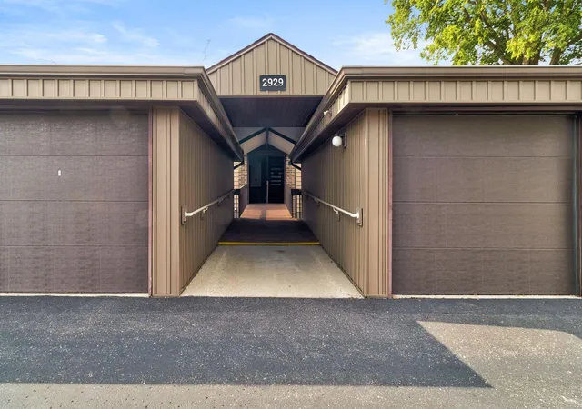 2929-byron-center-ave-sw-f-wyomingcity-kent-mi-49519/hzid_3473acd3