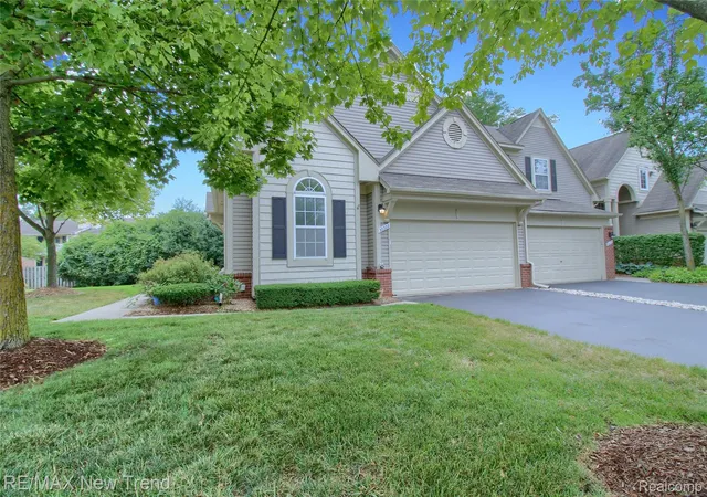 38222-saratoga-cir-farmington-hills-mi-48331/hzid_2b27c2ea
