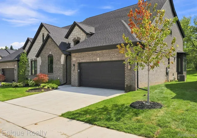 3377-brookdale-ln-13-orionchartertownship-oakland-mi-48360/hzid_736ac85e