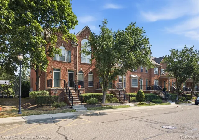 39444-springwater-dr-northville-mi-48168/hzid_62ee7fdb