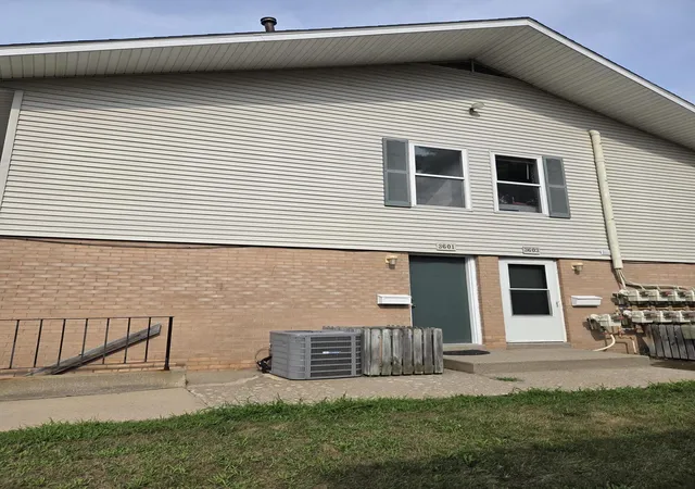 3601-kenbrooke-ct-kalamazoo-mi-49006/hzid_eaa1765b