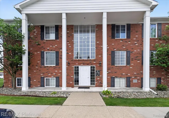 407-w-highland-rd-3-howellcity-livingston-mi-48843/hzid_eda8dbb8