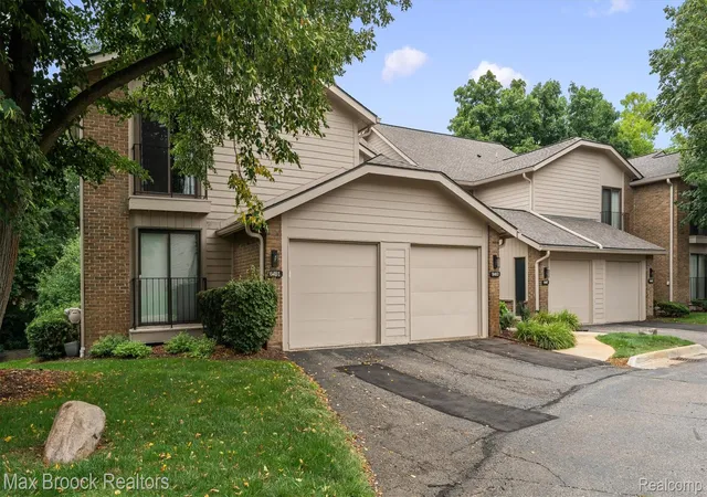 6461-maple-hills-dr-bloomfield-hills-mi-48301/hzid_2bb79bad