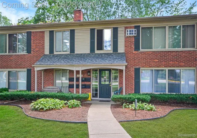 11410-canal-rd-205-sterlingheightscity-macomb-mi-48314/hzid_2c382e84