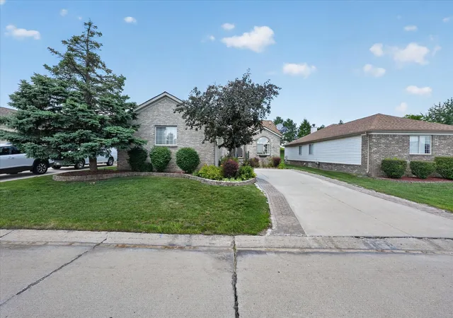 3527-new-boston-dr-sterling-heights-mi-48314/hzid_ad5d14fe