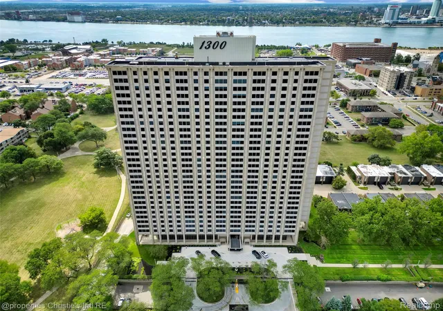1300-e-lafayette-st-903-detroitcity-wayne-mi-48207/hzid_92a0f0cc