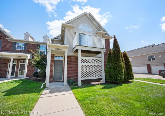 29908-heritage-pkwy-25-warrencity-macomb-mi-48092/hzid_eca3e76a