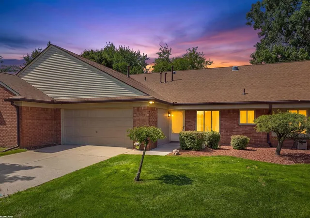 38551-palm-meadow-dr-clintonchartertownship-macomb-mi-48036/hzid_058c4c61
