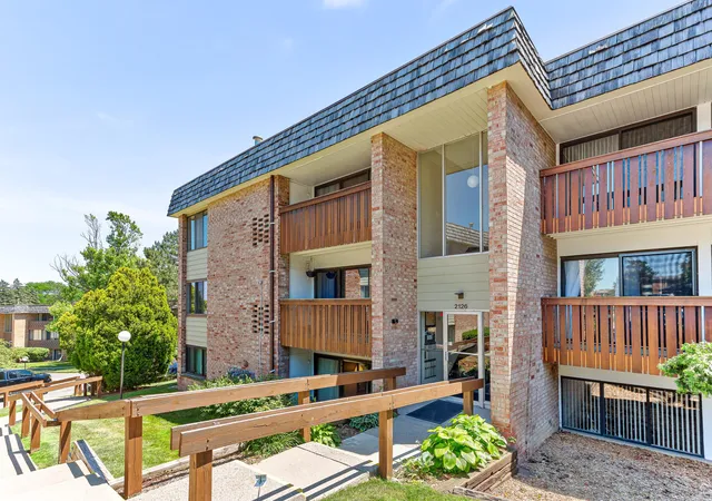 2126-pauline-blvd-301-annarborcity-washtenaw-mi-48103/hzid_be354d47