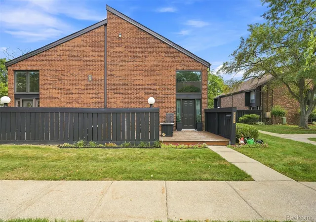 14138-ziegler-st-taylor-mi-48180/hzid_889bc57a