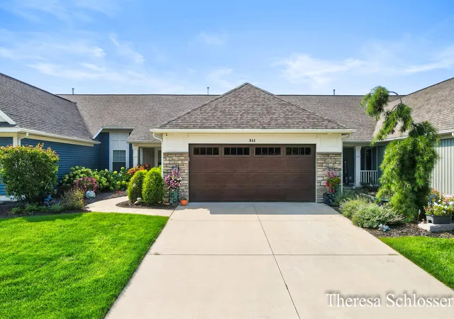944-bellview-meadow-dr-sw-28-byron-center-mi-49315/hzid_4effe3de