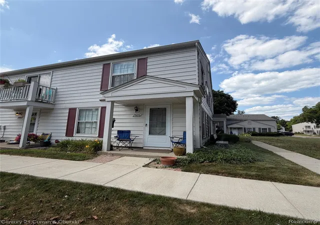 2926-meadowbrook-ct-c-orionchartertownship-oakland-mi-48360/hzid_827d778c
