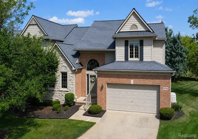 54796-grenelefe-cir-e-south-lyon-mi-48178/hzid_25f15441