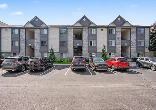 18400-n-ridge-ct-17-springlaketownship-ottawa-mi-49456/hzid_cccbf063