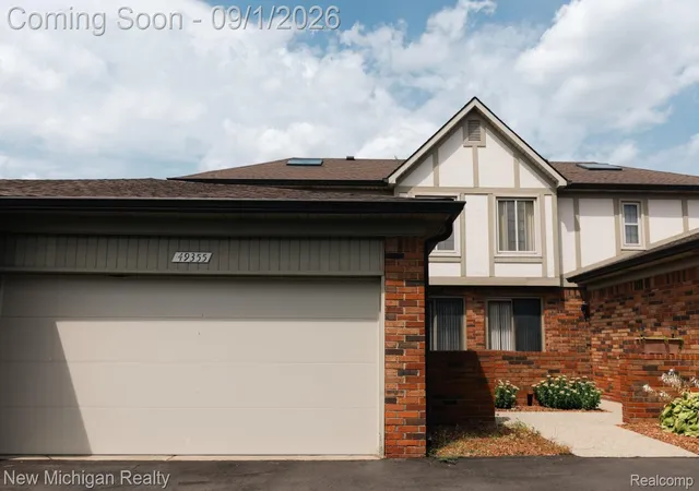 49355-marquette-ct-shelbychartertownship-macomb-mi-48315/hzid_15a961c5