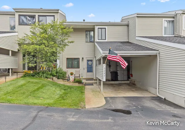 6247-acropolis-dr-se-29-grand-rapids-mi-49546/hzid_769454a5