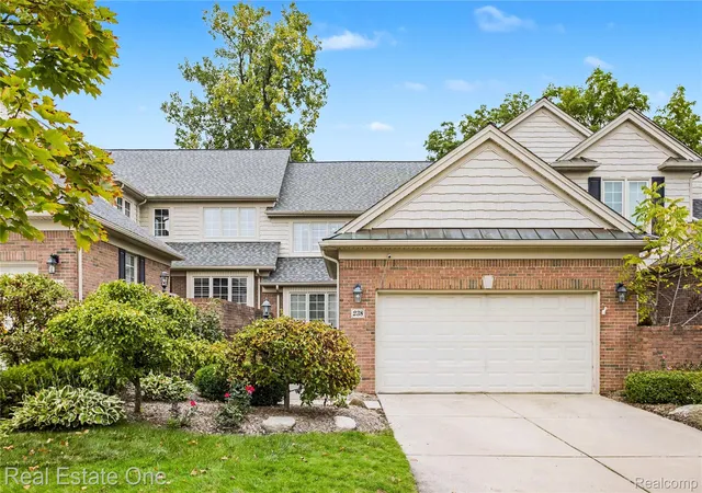238-harrington-dr-troy-mi-48098/hzid_68c4c18d